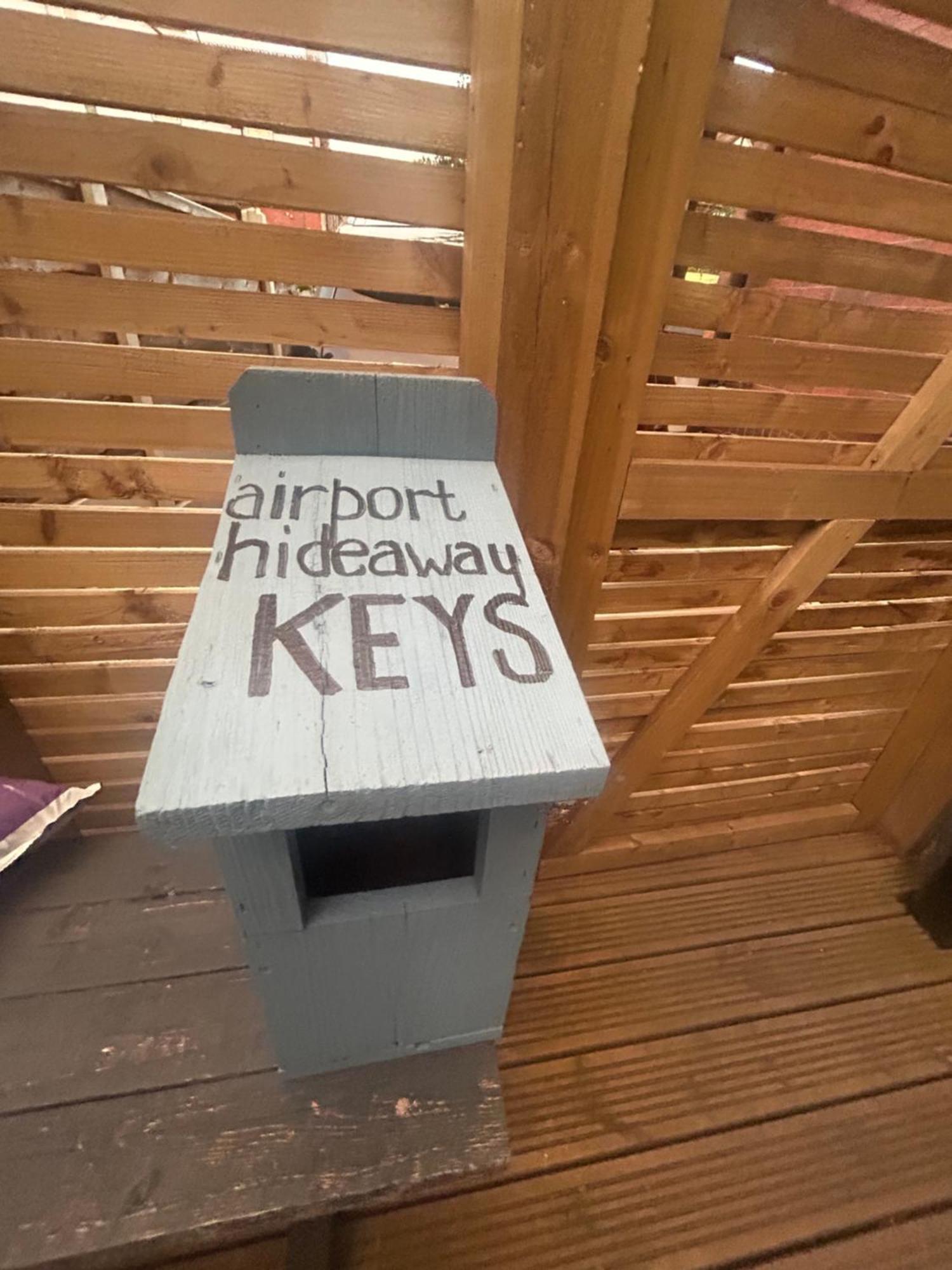 Airport Hideaway Lejlighed Manchester Eksteriør billede